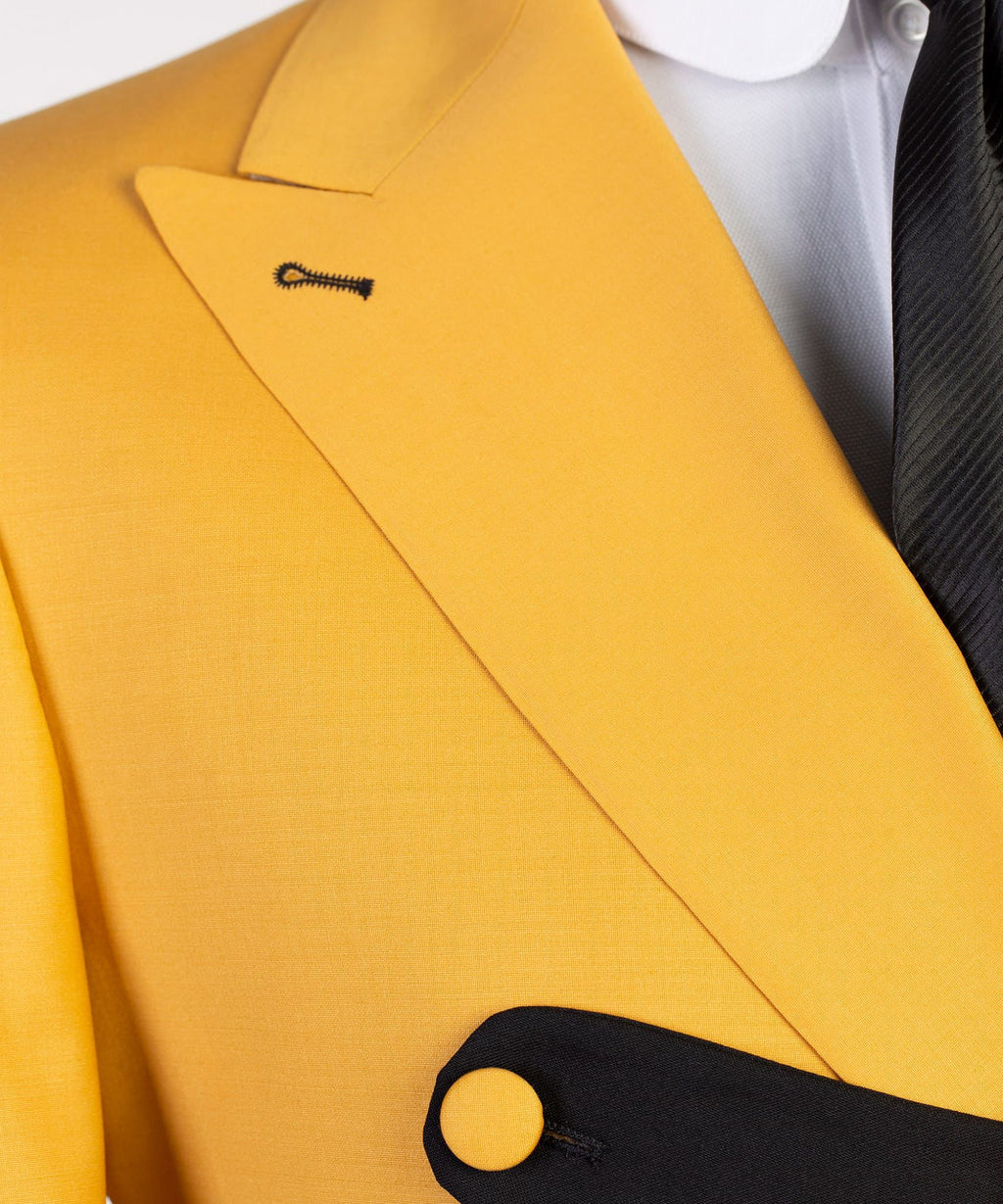 VIVATI Aurelia Noir Double-Breasted Peak Lapel Tuxedo Set