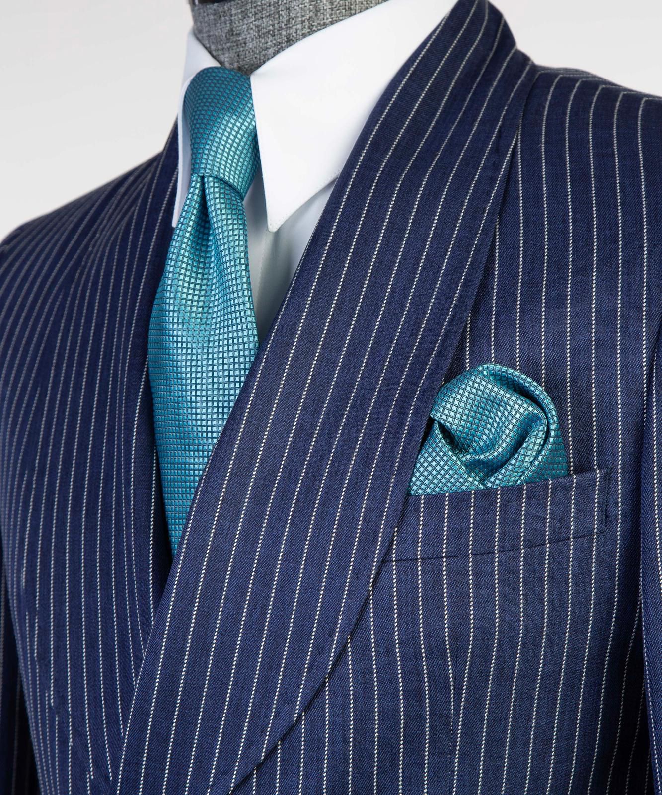 VIVATI Midnight Regent Double-Breasted Pinstripe Suit