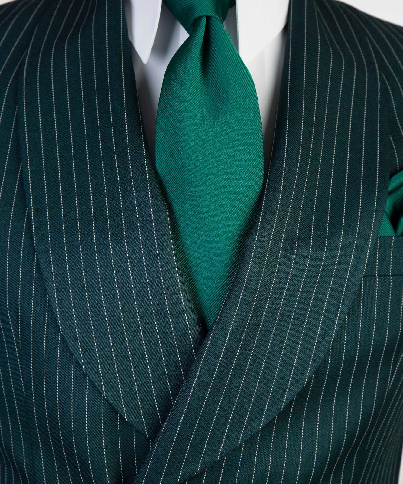 VIVATI Emerald Regent Double-Breasted Pinstripe Suit