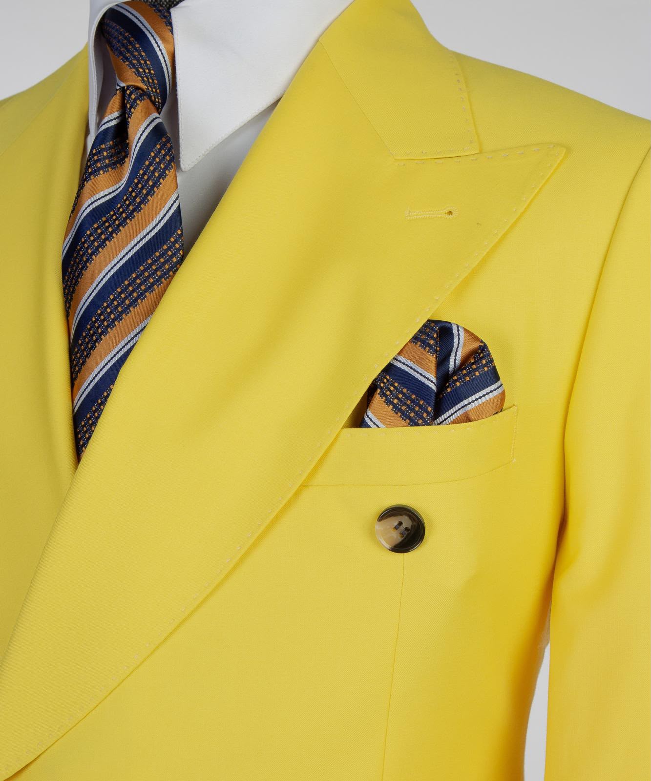 Men’s Luxury Double-Breasted Flared Suit Set – Blazer, Trousers, Tie & Pocket Square