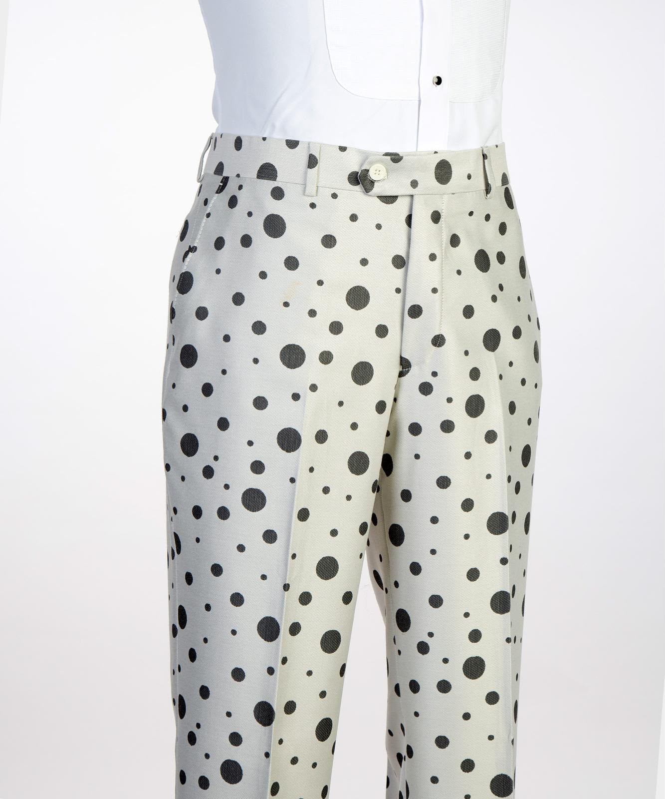 Men’s Luxury Polka Dot Tuxedo Suit Set – Blazer, Trousers & Bow Tie