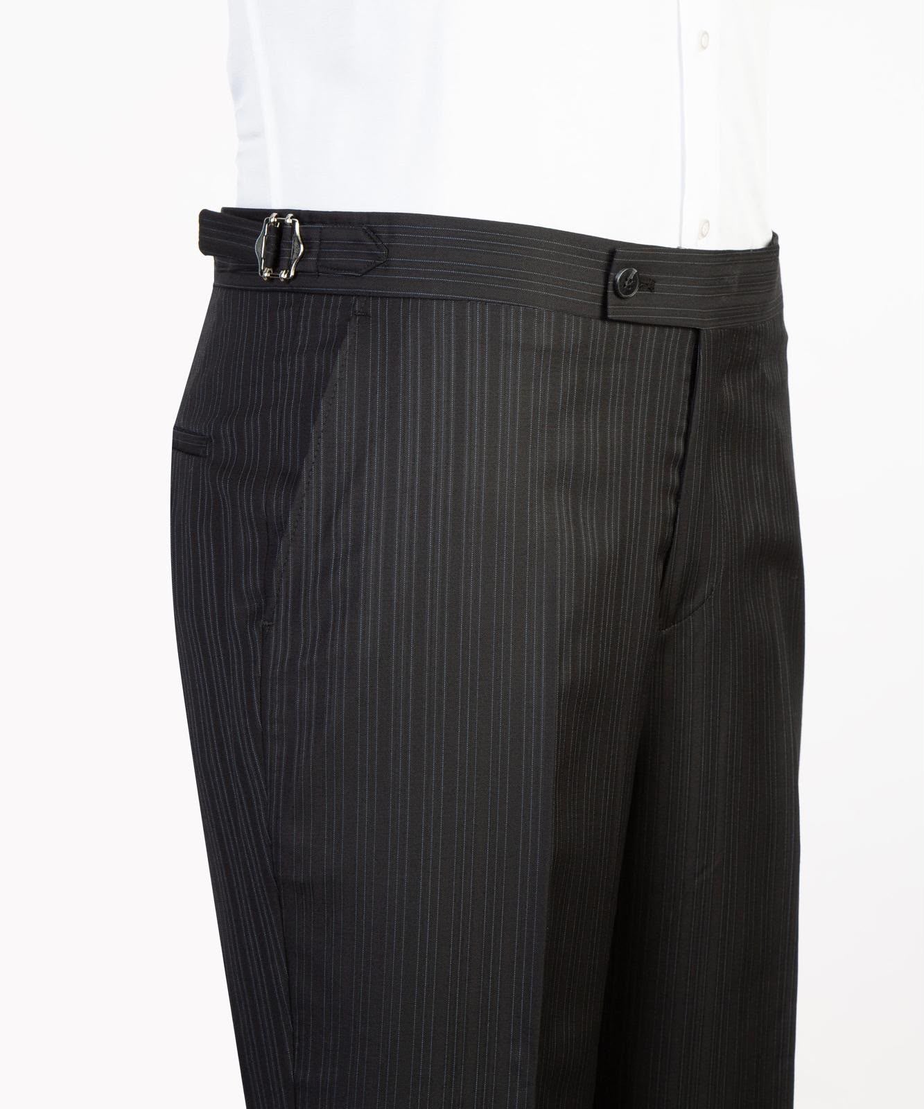 Men’s Luxury Double-Breasted Pinstripe Suit – Peak Lapel Formal Suit