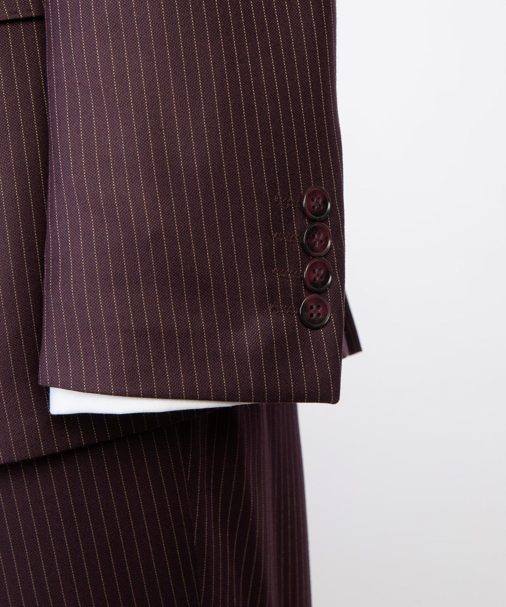 Men’s Luxury Double-Breasted Pinstripe Suit – Peak Lapel Formal Suit