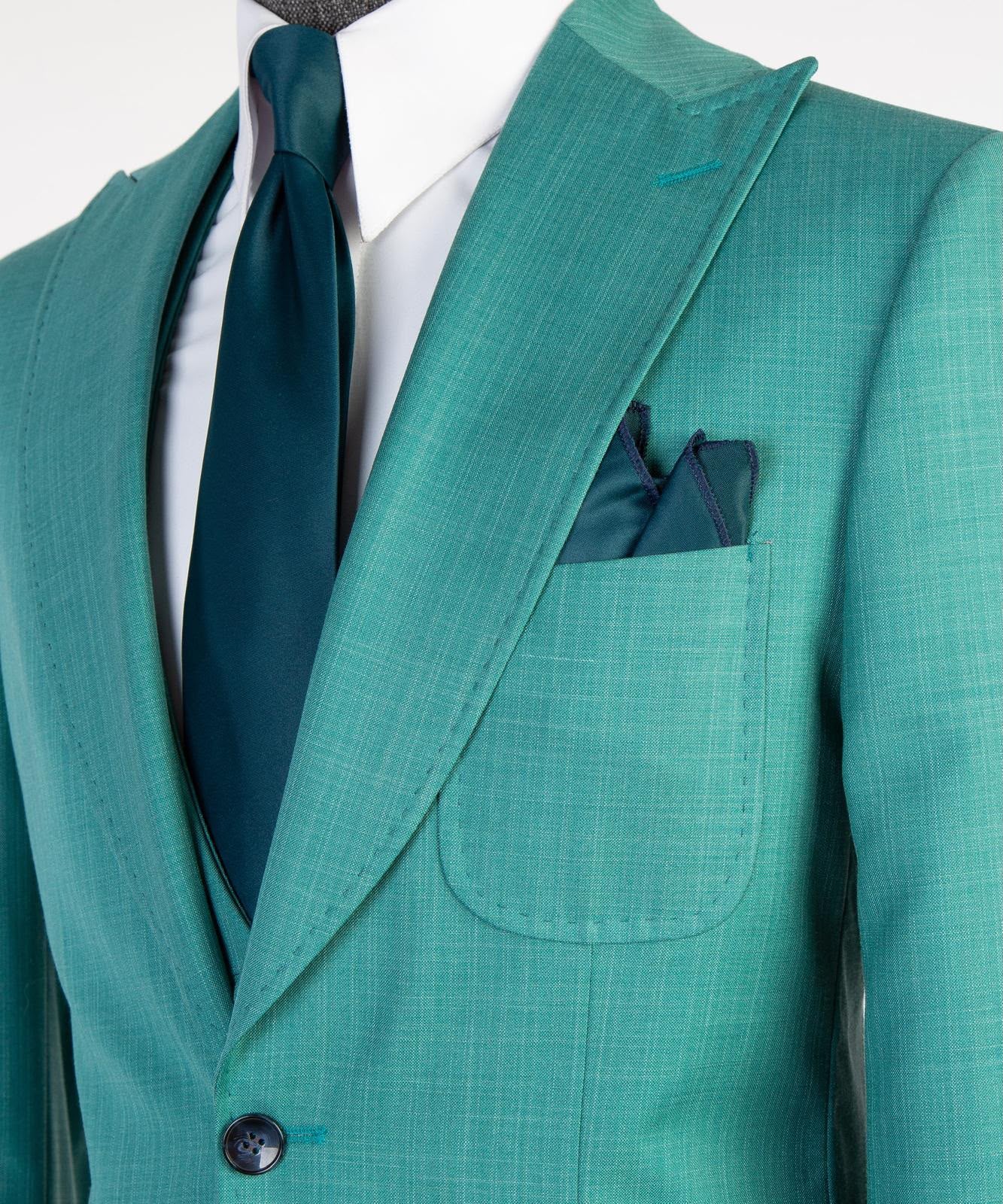 Vivati Signature Modern Suit Collection