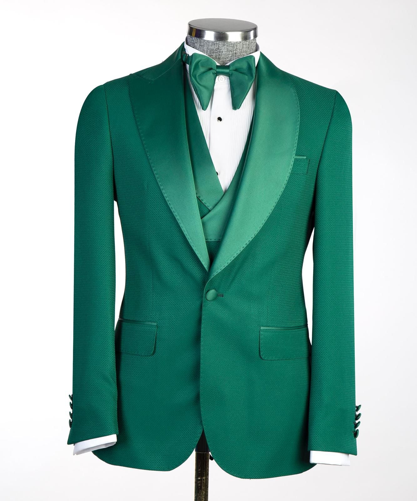 Royal Luxe 3-Piece Tuxedo