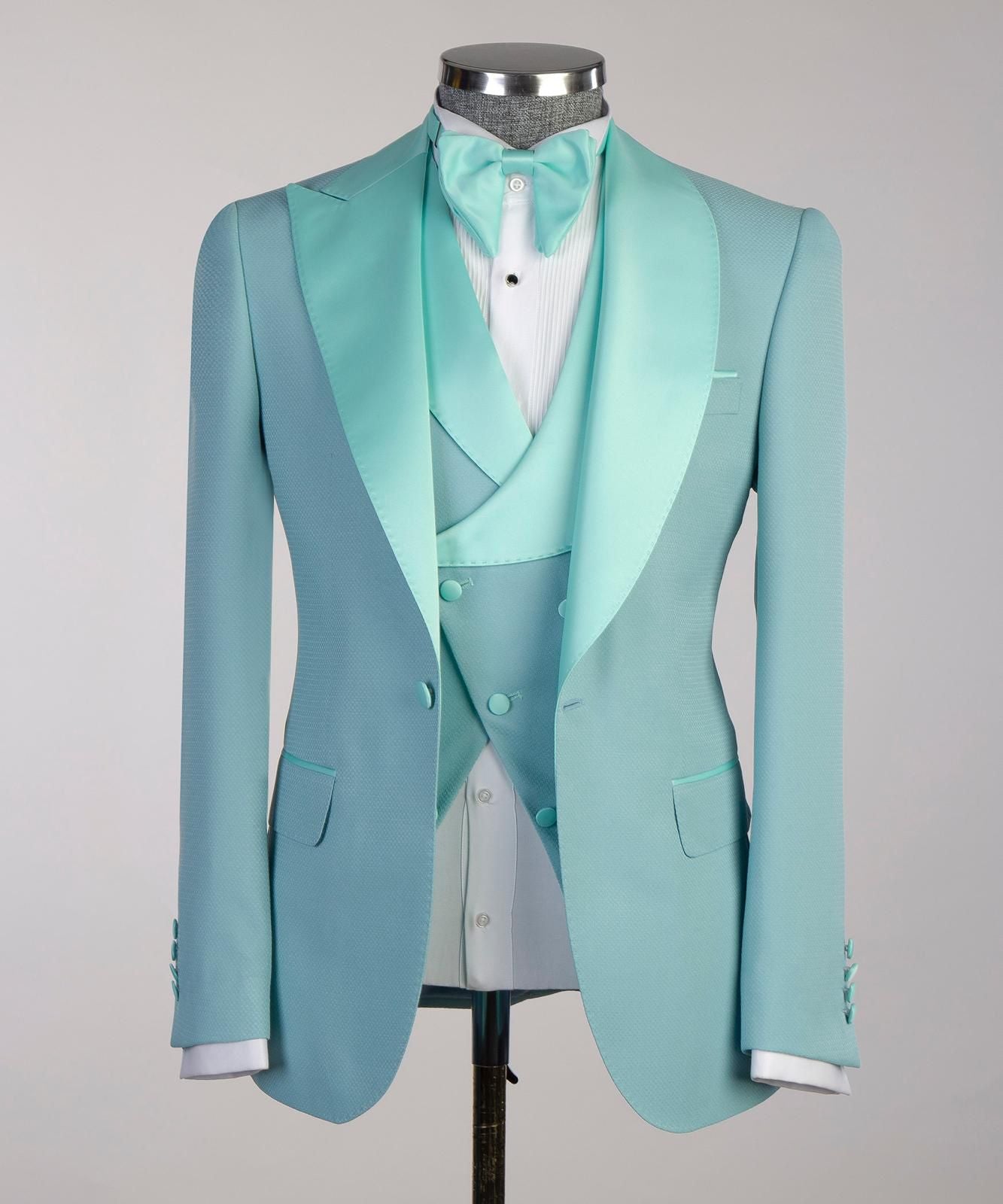 Royal Luxe 3-Piece Tuxedo