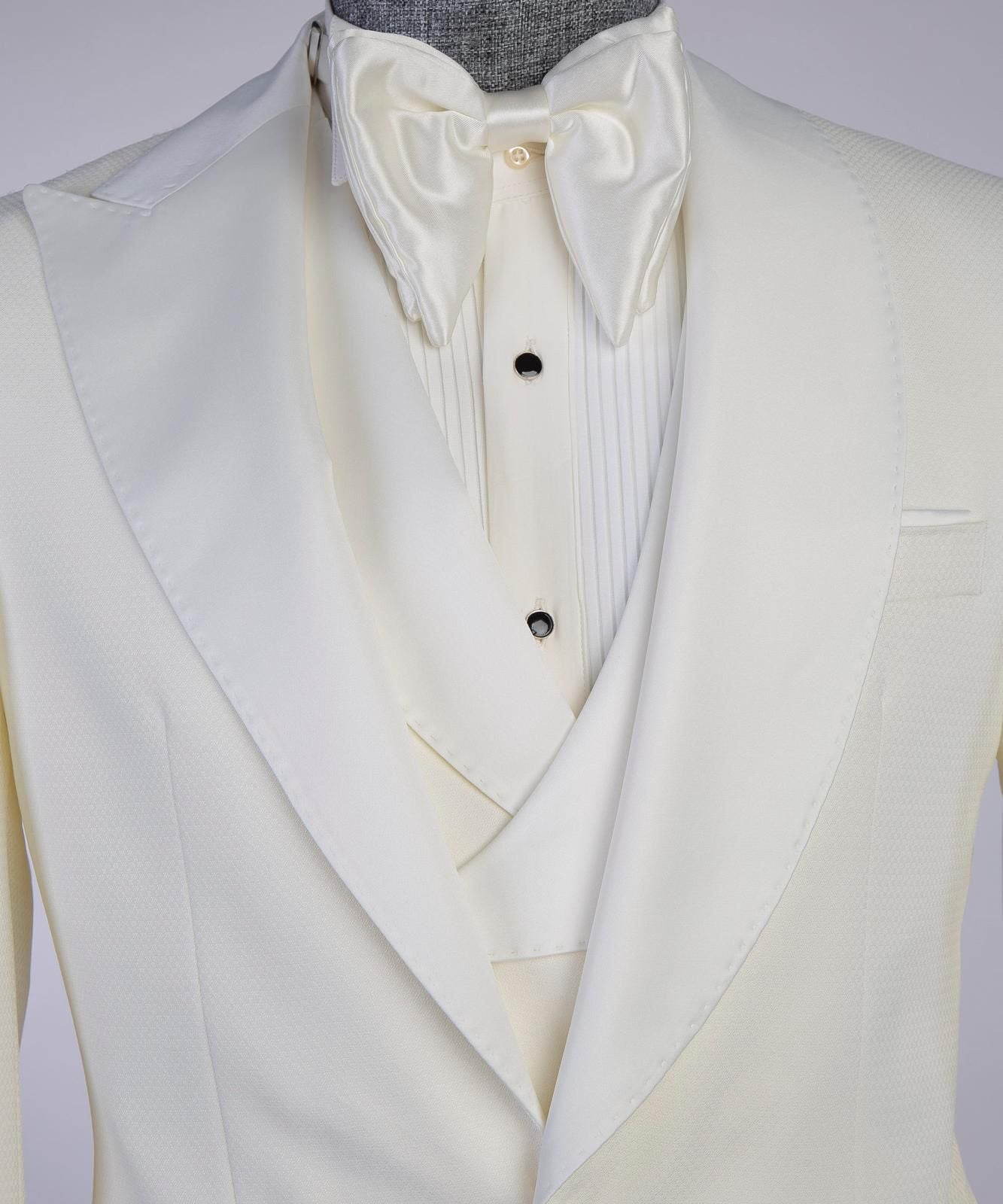Royal Luxe 3-Piece Tuxedo