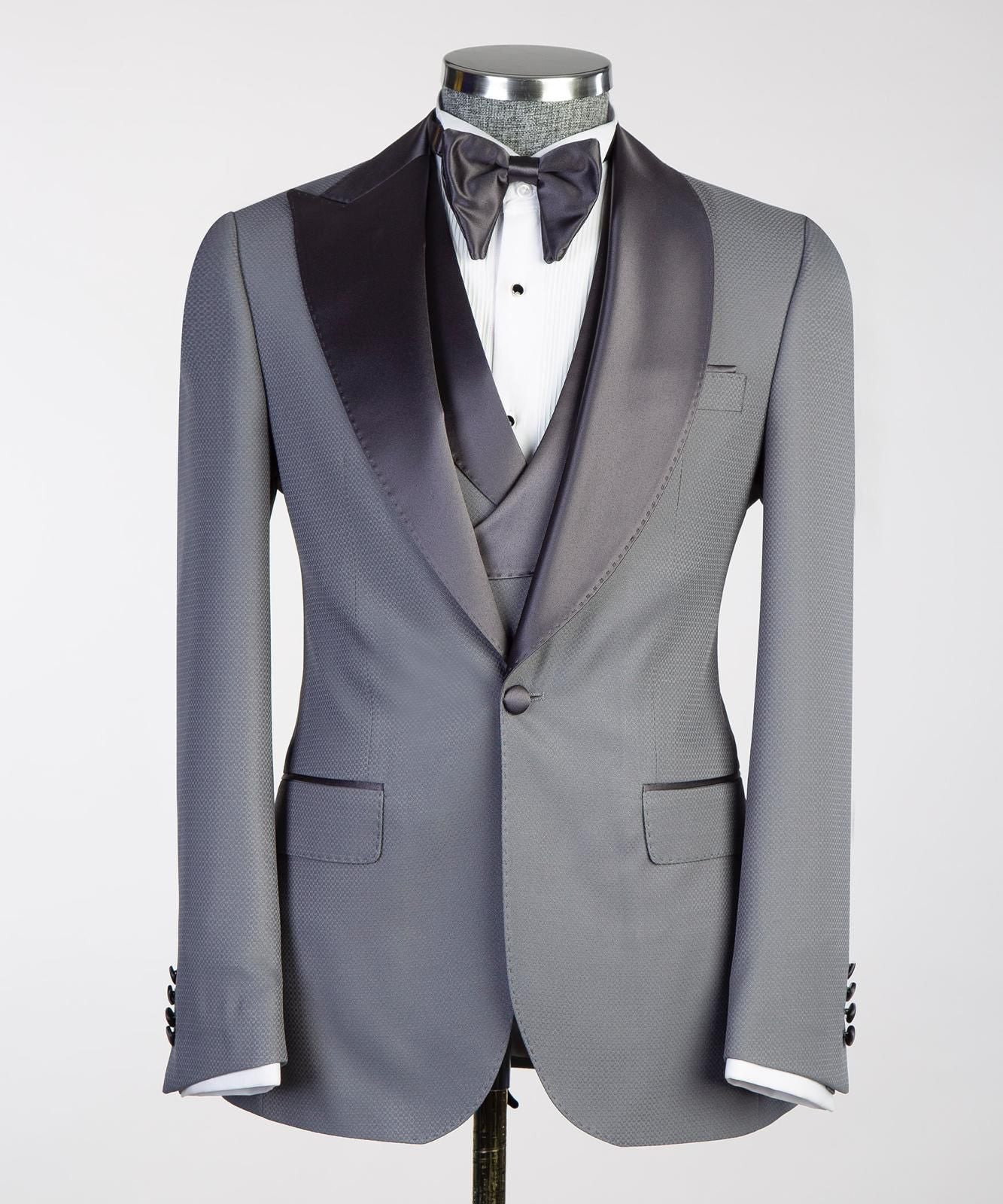 Royal Luxe 3-Piece Tuxedo