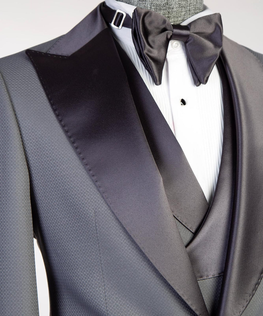 Royal Luxe 3-Piece Tuxedo