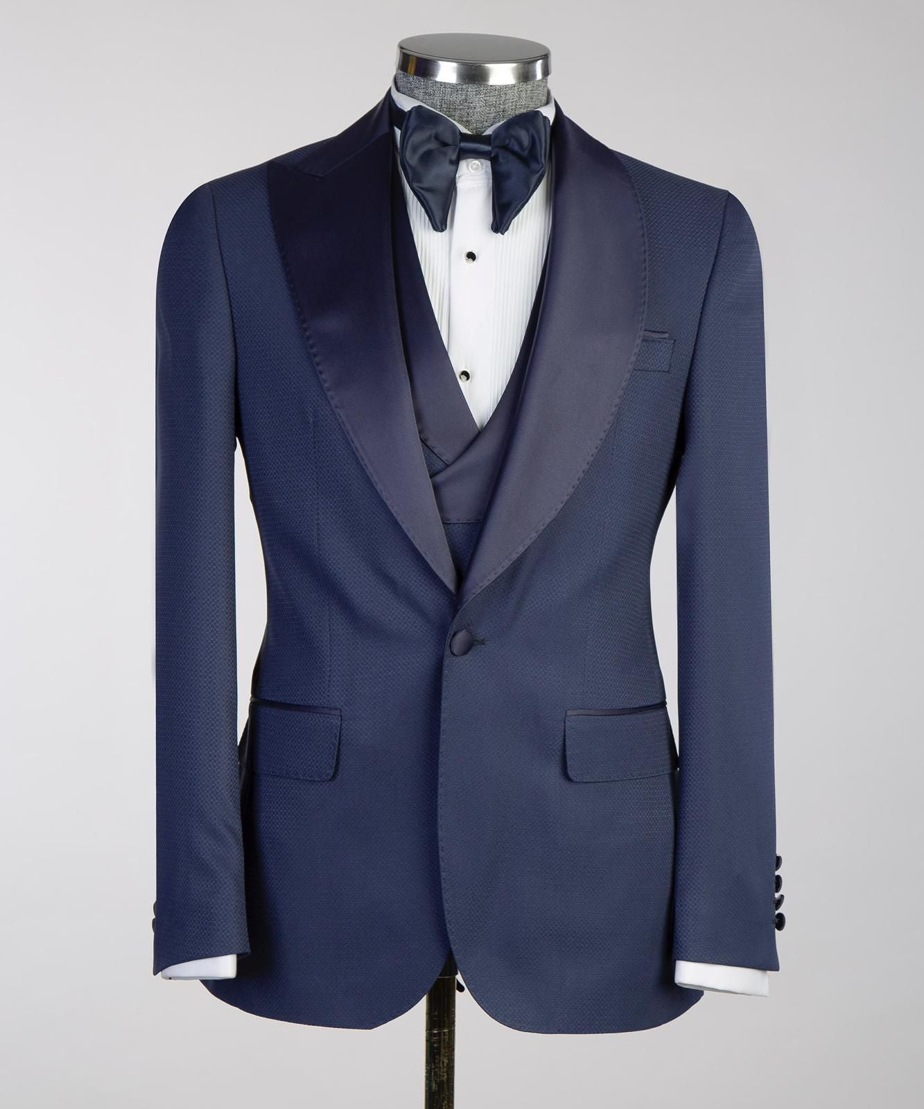 Royal Luxe 3-Piece Tuxedo