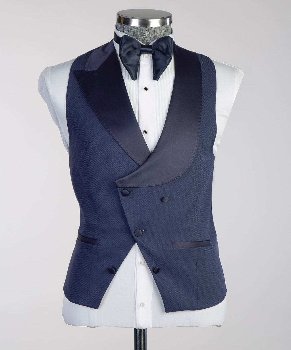 Royal Luxe 3-Piece Tuxedo