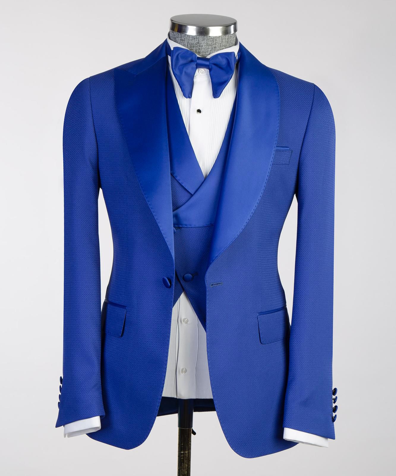 Royal Luxe 3-Piece Tuxedo