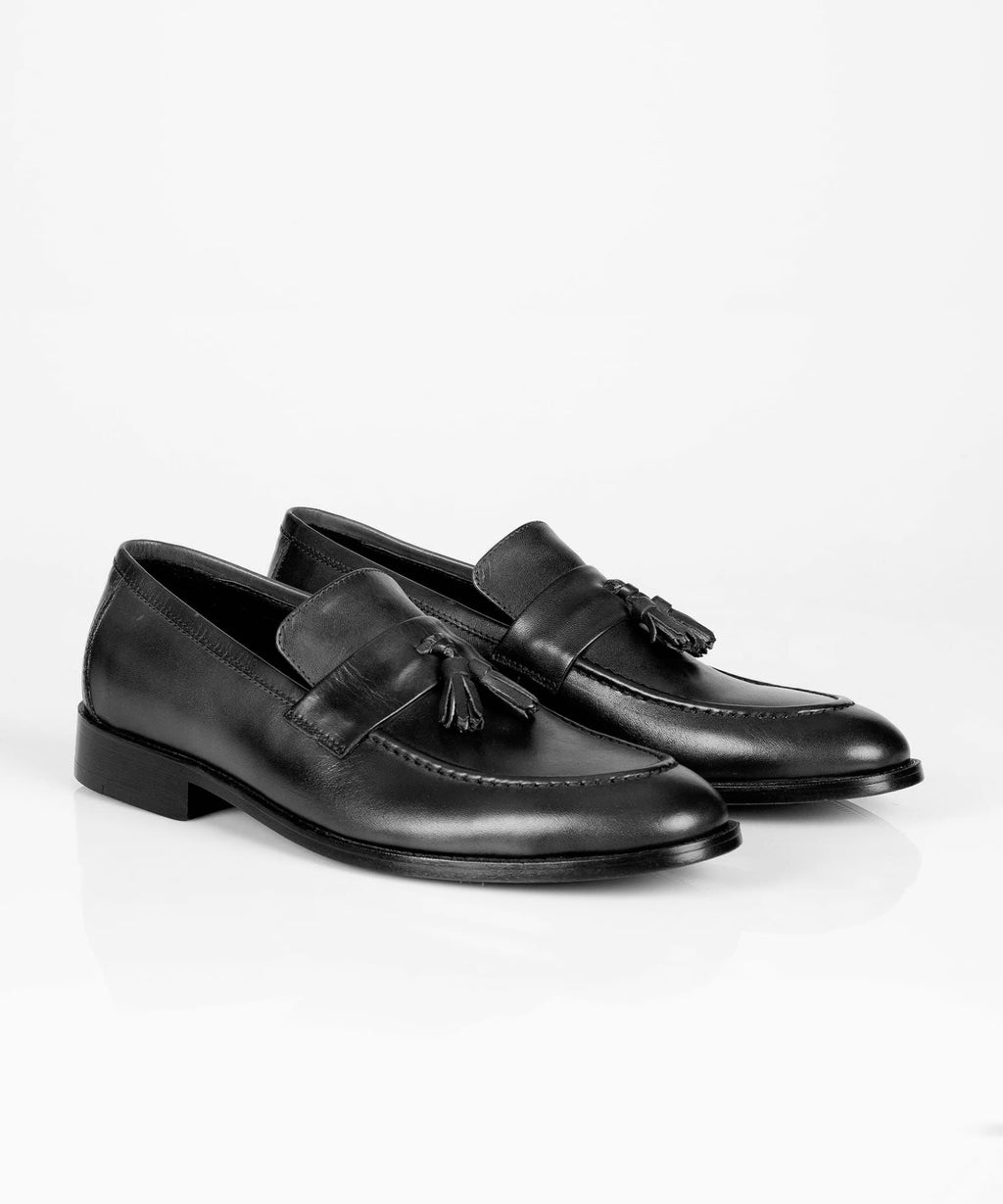 FINEST SHOES