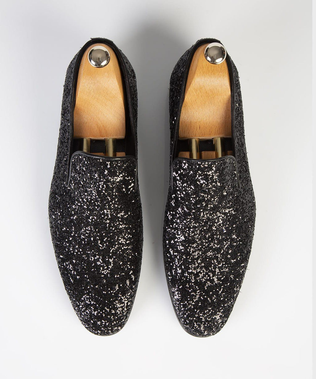 black shinning dot shoes