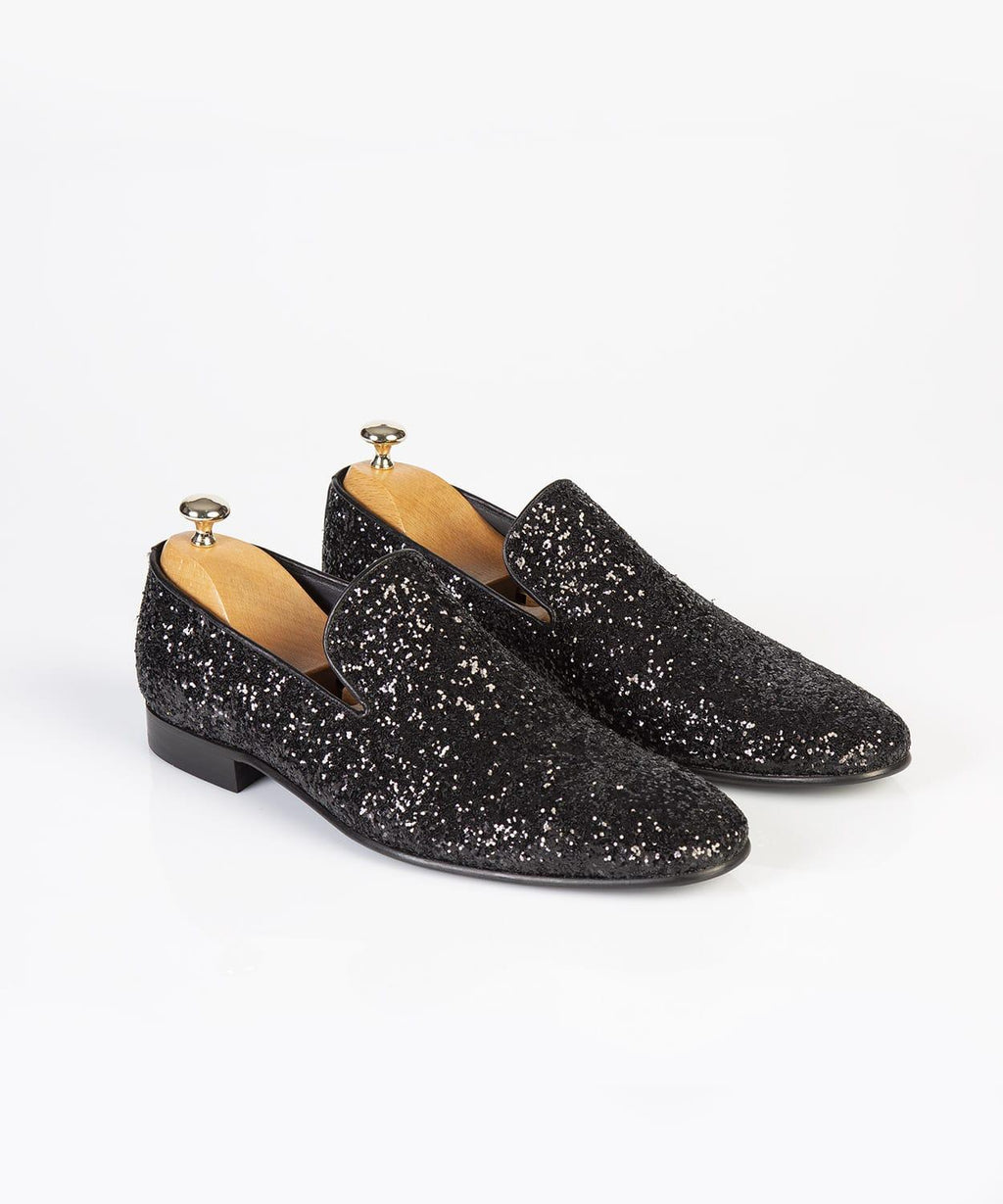 black shinning dot shoes