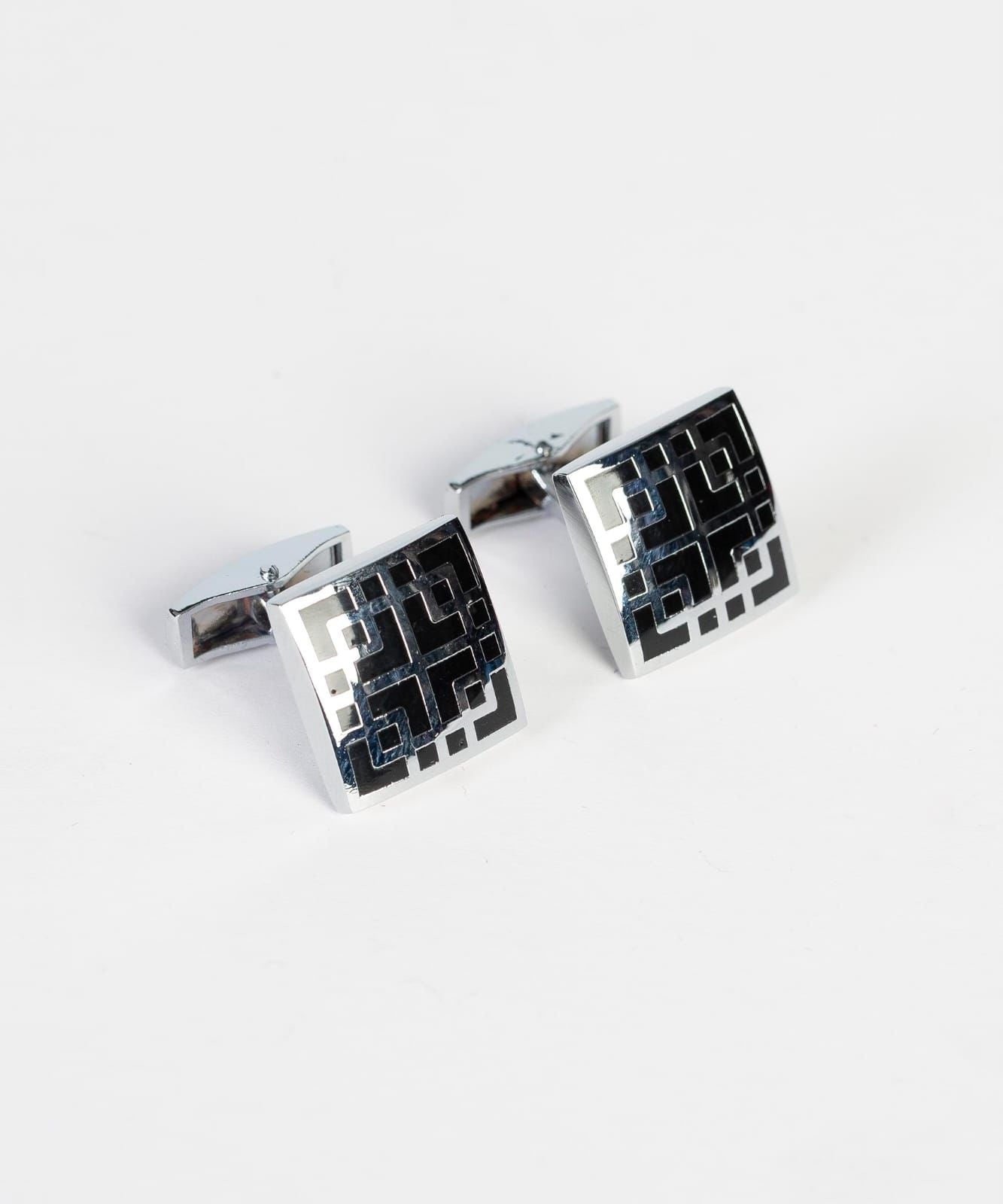cufflink