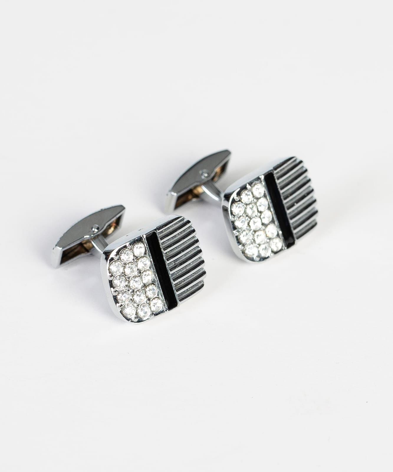 cufflink